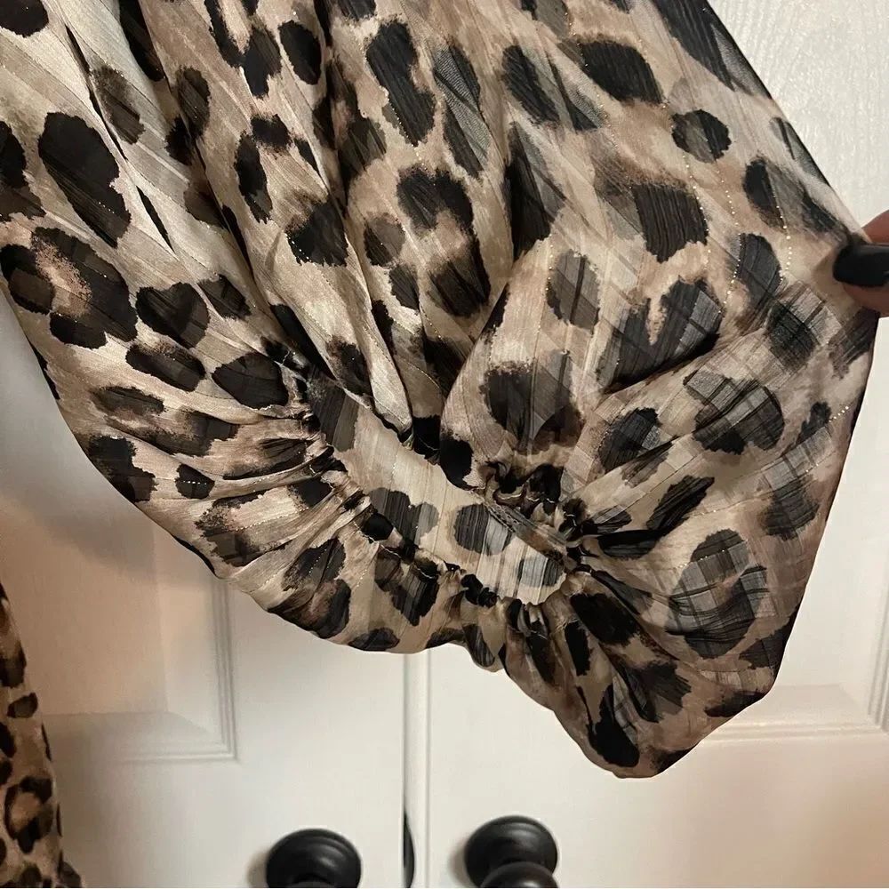 Mod on trend leopard flowy dress - Picture 4 of 5